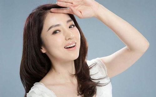 柳岩董璇最新爆料,揭秘娱乐圈不为人知的真相 第3张 柳岩董璇最新爆料,揭秘娱乐圈不为人知的真相 第3张